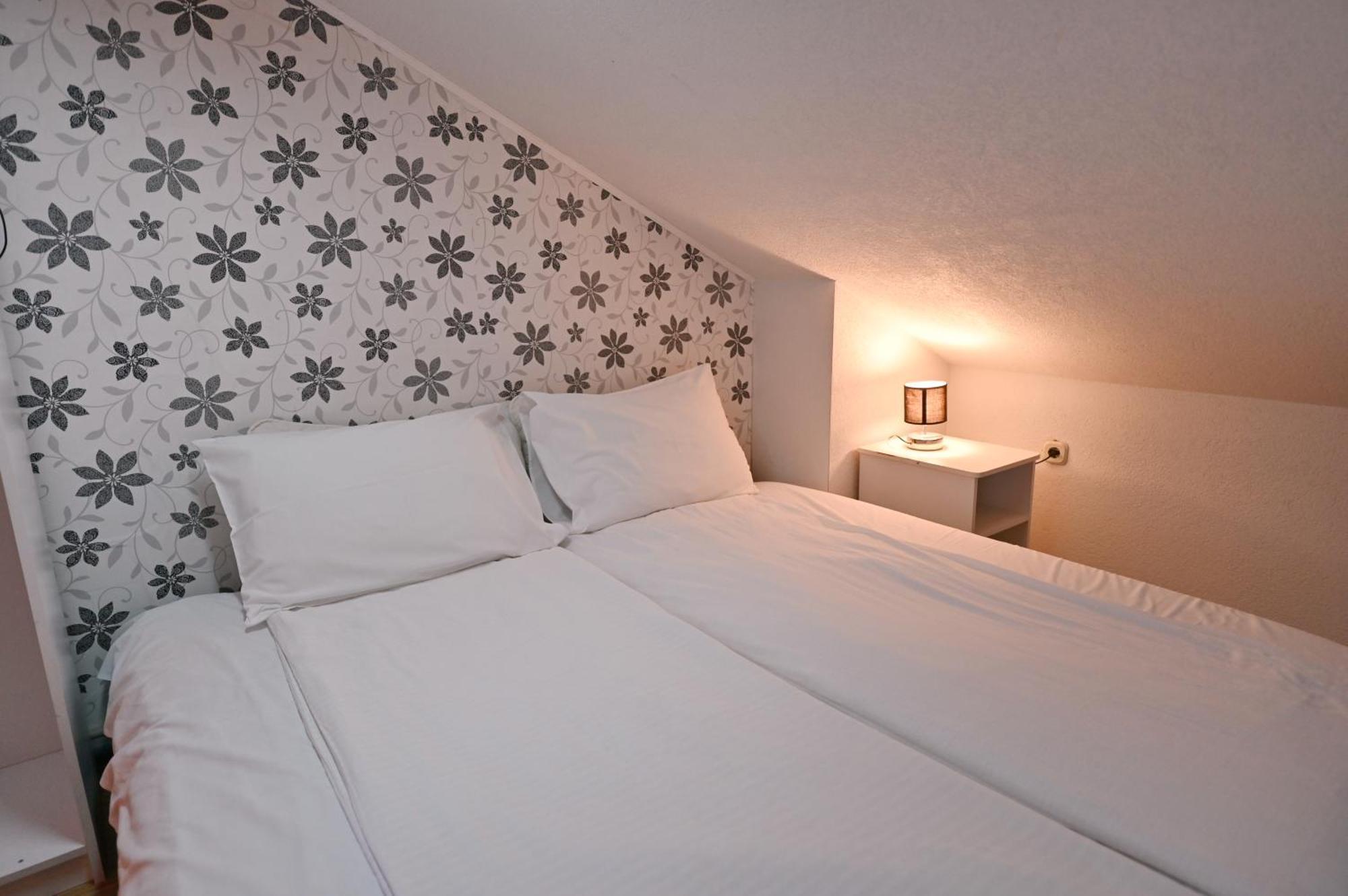 Eke Irin Apartments Охрид Екстер'єр фото